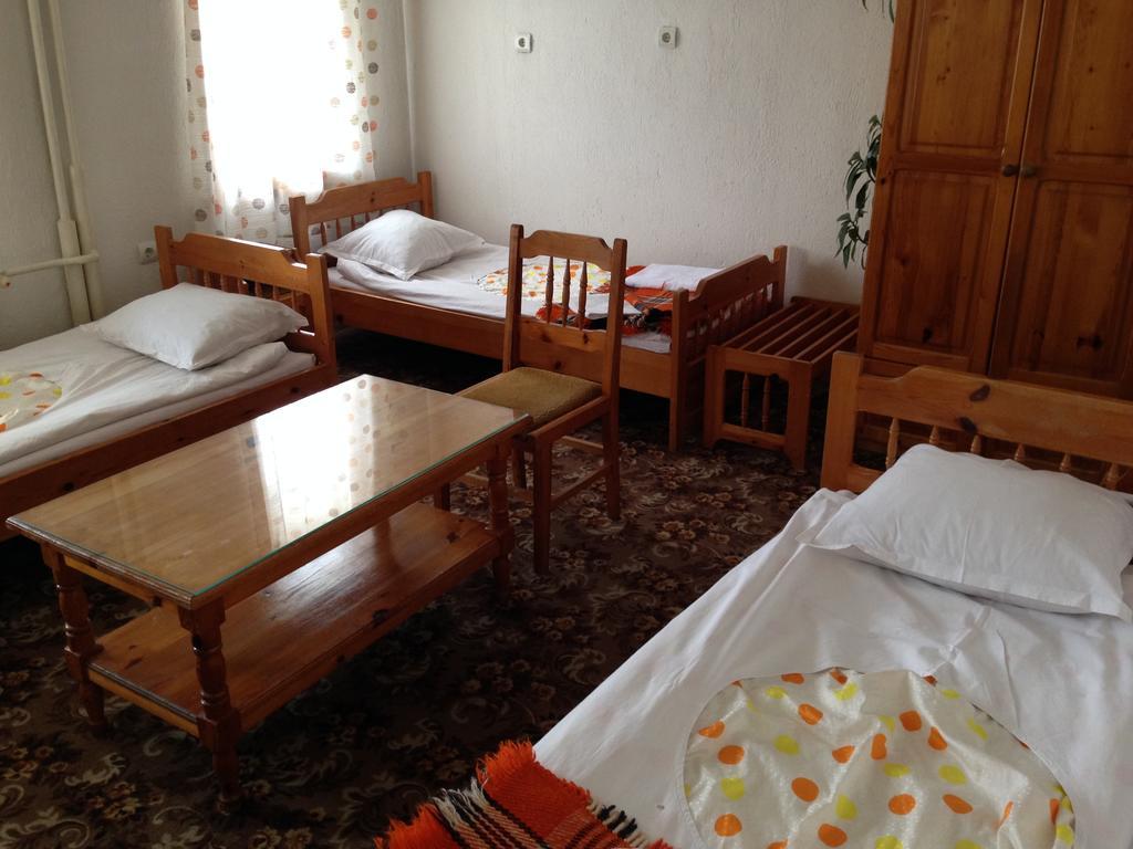 Katerina Family Hotel Smoljan Zimmer foto