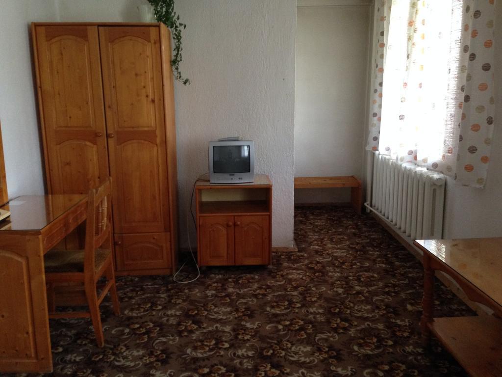 Katerina Family Hotel Smoljan Zimmer foto